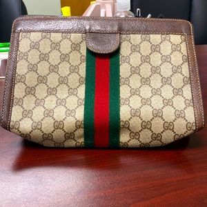Gucci clutch Authentic